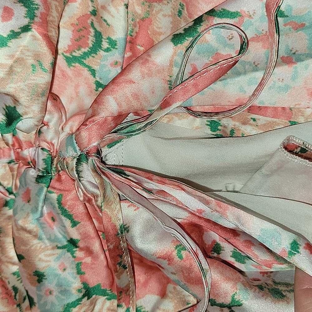 NWT Fanco Ruched & Ruffle Hem Floral Dress - Picture 8 of 16